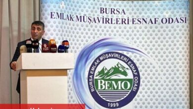 Bursa'da emlakçıların sektörün sorunlarını raporladı