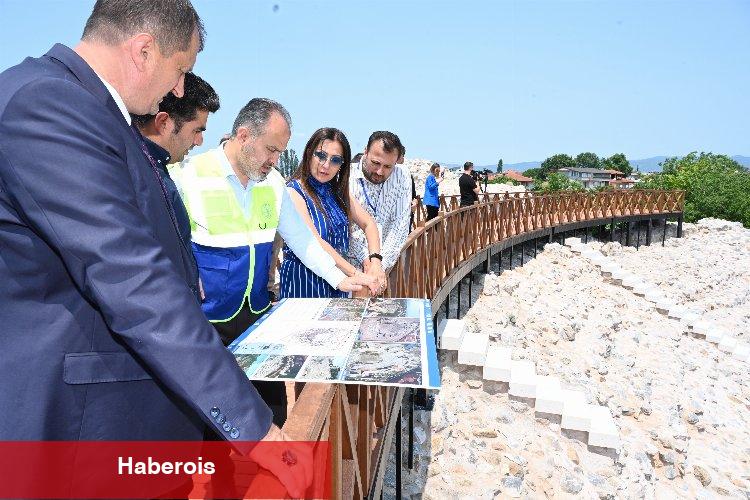Bursa'da her köşeden tarih fışkırıyor... Roma Tiyatrosu turizme kazandırılıyor