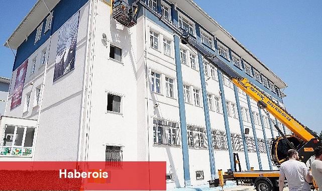 Çalık: Okullarımızı güzelleştirmeye devam edeceğiz - Haberois Çalık: Okullarımızı güzelleştirmeye devam edeceğiz