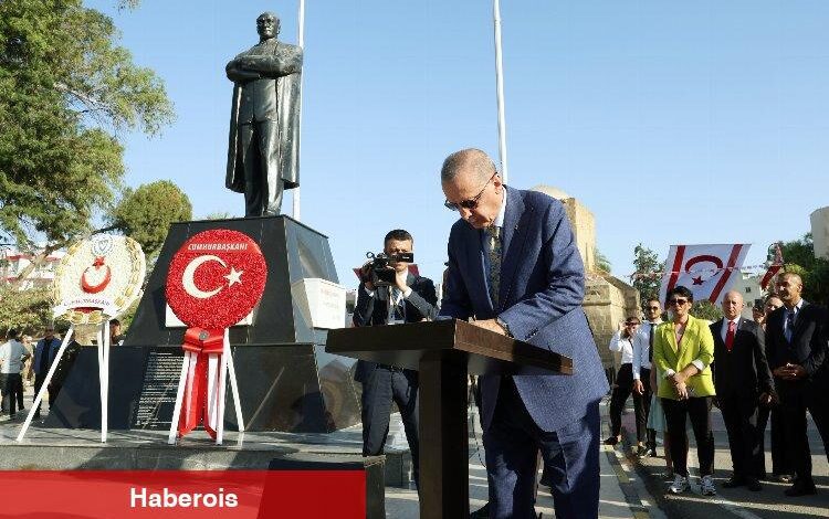 Cumhurbaşkanı Erdoğan, Lefkoşa’daki Atatürk Anıtı‘nı ziyaret etti - Haberois Cumhurbaşkanı Erdoğan, Lefkoşa’daki Atatürk Anıtı‘nı ziyaret etti