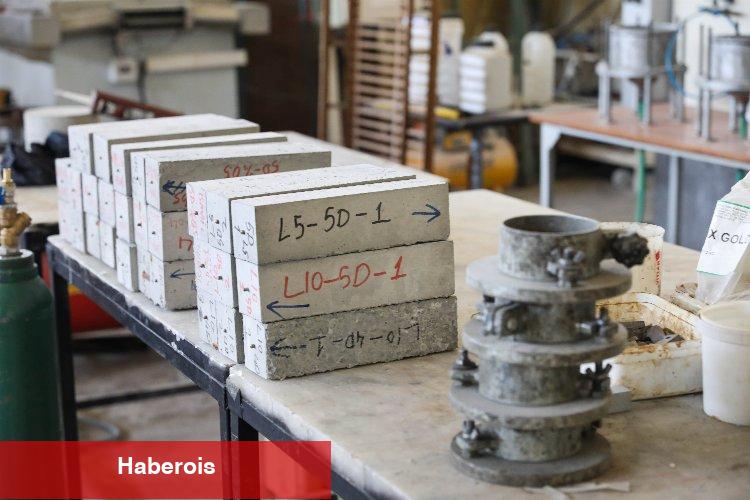 Dokuz Eylül'ün laboratuvarı riskli binaları tespit ediyor