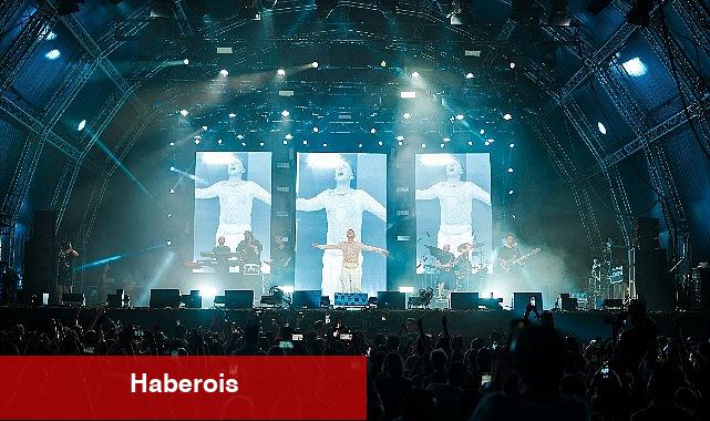 Edis Muhteşem Sahne Performansı ile 10 Bin Seyirciyi Mest Etti - Haberois Edis Muhteşem Sahne Performansı ile 10 Bin Seyirciyi Mest Etti