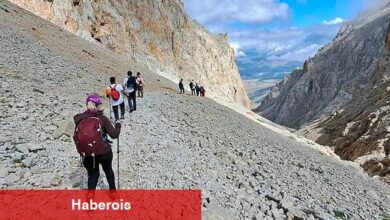 Eğitimi Tamamlayan Dağcılar Zirveye Yürüdü