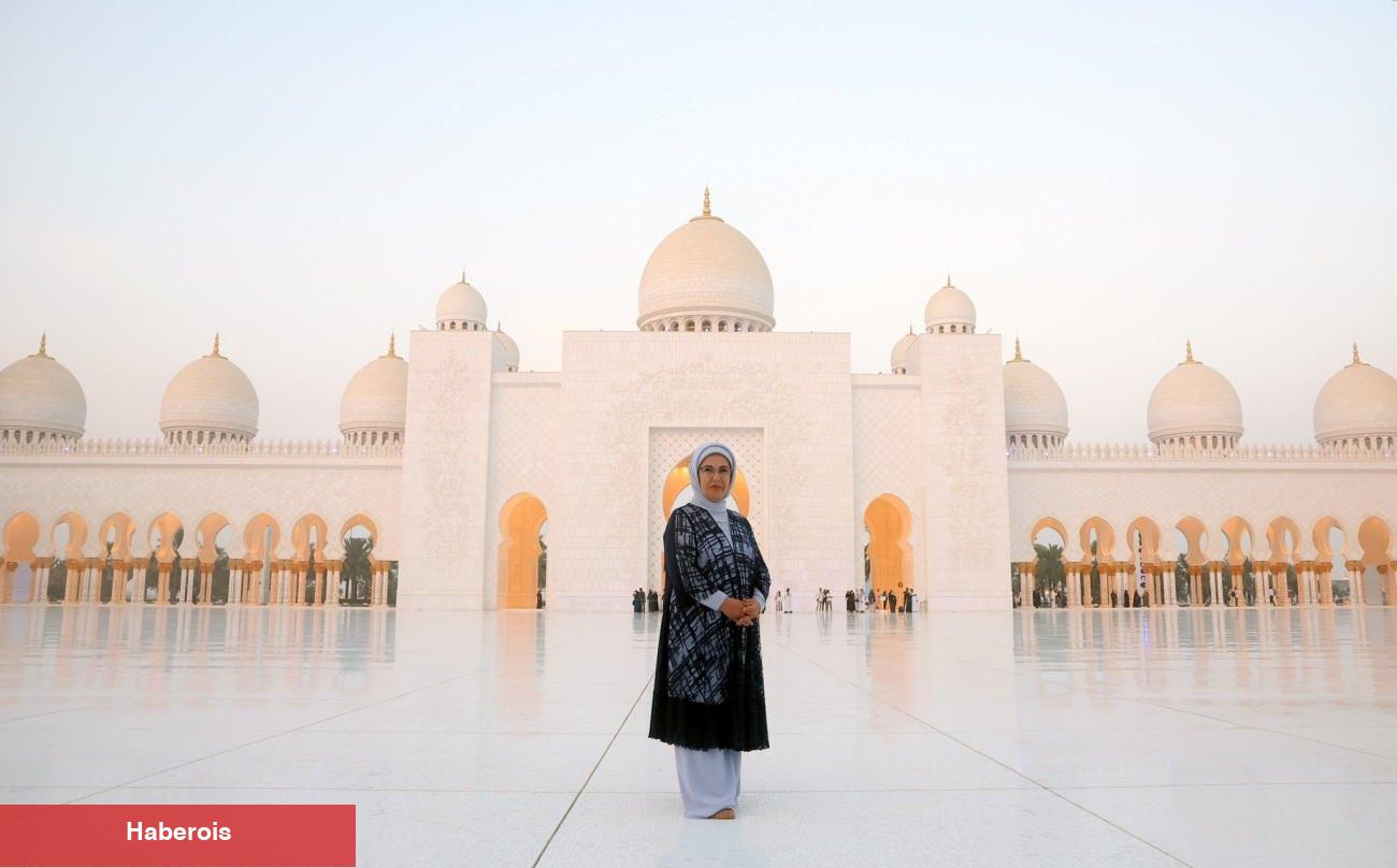Emine Erdoğan BAE’deki Pir Zayed Cami'yi ziyaret etti