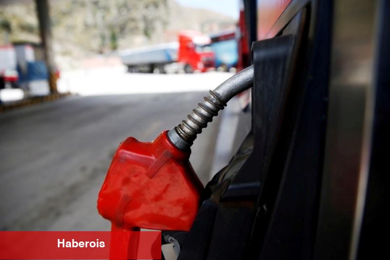 Fed ve ECB'den faiz artırımı beklense de petrol fiyatları yükselmeye devam ediyor