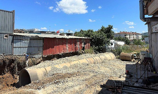 Gebze Balçık Mahallesi'nde dev borular ile yağmur suyu hattı çalışması - Haberois Gebze Balçık Mahallesi'nde dev borular ile yağmur suyu hattı çalışması