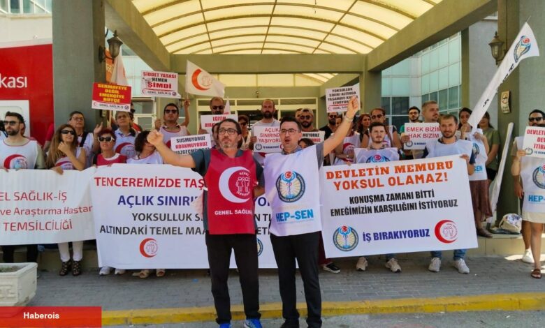 İş Bırakan Sağlık Çalışanlarından Mesaj: “Devletin Memuru Yoksul Olamaz!” - Haberois İş Bırakan Sağlık Çalışanlarından Mesaj: “Devletin Memuru Yoksul Olamaz!”