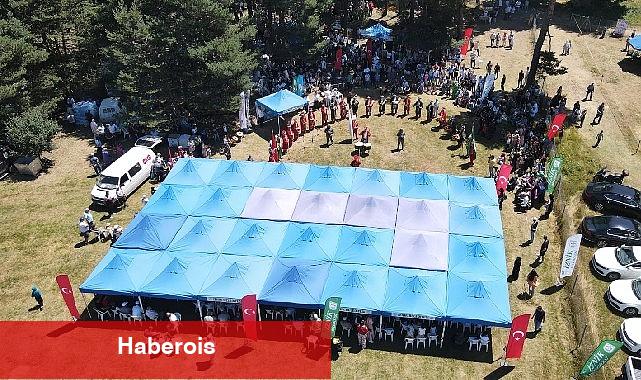 İznik Maviyemiş Festivali'ne yoğun ilgi - Haberois İznik Maviyemiş Festivali'ne yoğun ilgi