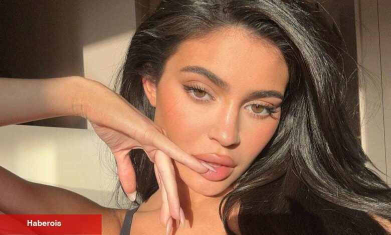 Jylie Jenner’dan estetik açıklaması - Haberois Jylie Jenner’dan estetik açıklaması