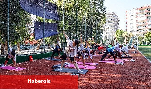 Karşıyaka'da açık havada spor keyfi başladı - Haberois Karşıyaka'da açık havada spor keyfi başladı