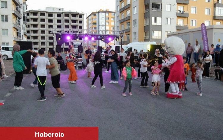 Kayseri Melikgazi'de mahalle buluşmaları başladı - Haberois Kayseri Melikgazi'de mahalle buluşmaları başladı