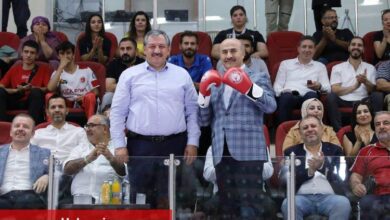 Mardin Valisi Demirtaş milli sporcularla buluştu