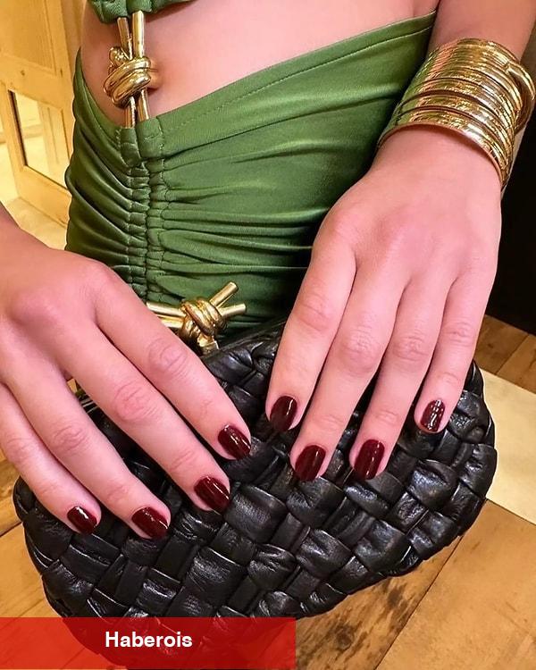 Margot Robbie’nin nail arka tasarımları!