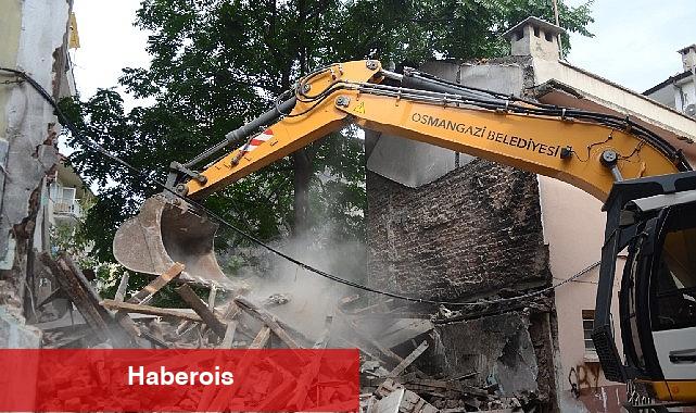 Metruk binalar vatandaşın huzuru için yıkılıyor - Haberois Metruk binalar vatandaşın huzuru için yıkılıyor