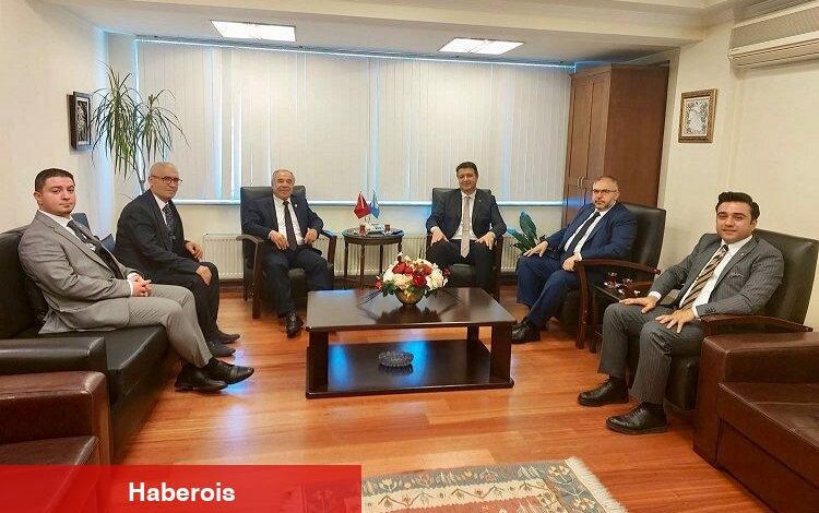 Saadetli vekil bayramlaşma heyetinde - Haberois Saadetli vekil bayramlaşma heyetinde