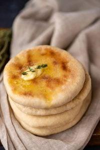 Sabah kahvaltısına dumanı üstünde Bazlama!