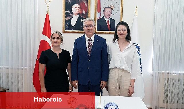 Sosyal bilimcilerden "sandviç kuşağına" yönelik önemli araştırma - Haberois Sosyal bilimcilerden "sandviç kuşağına" yönelik önemli araştırma