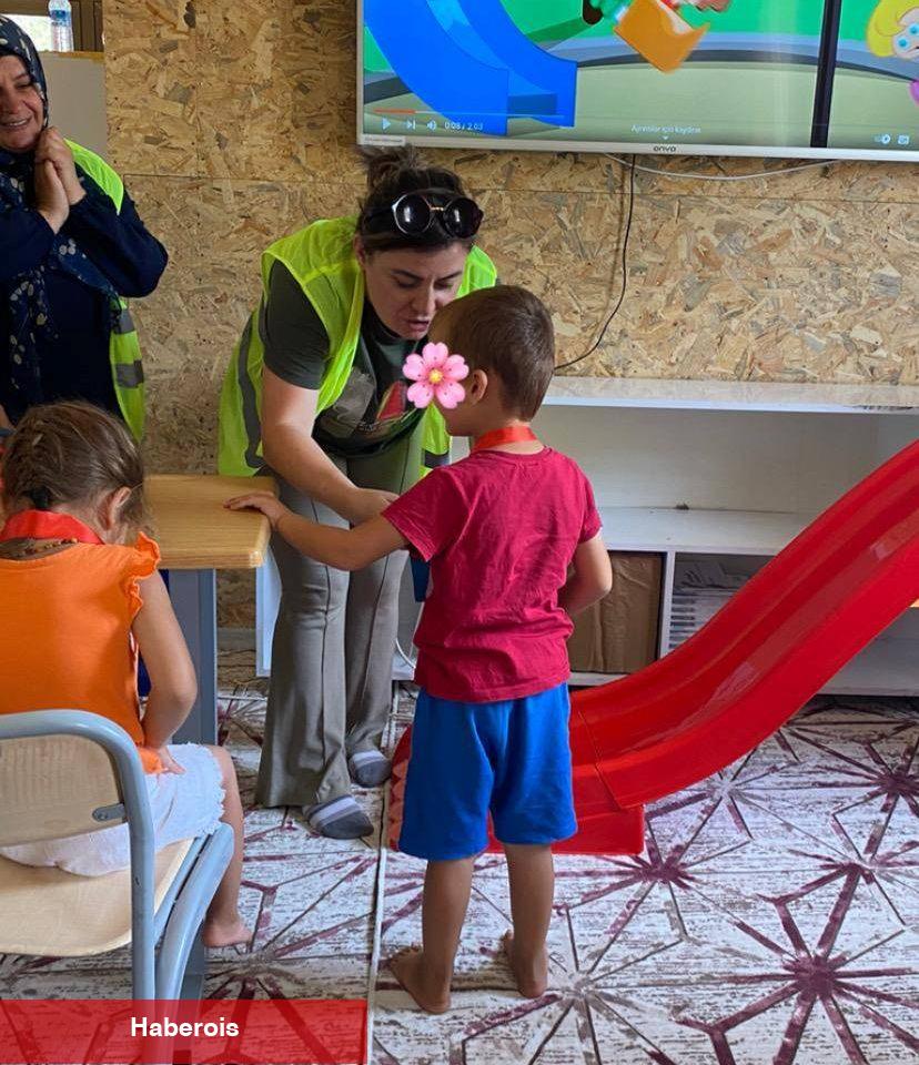THD Gönüllüleri Yaz Boyunca Depremzedelerin Yanında!