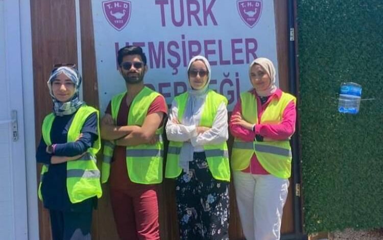 THD Gönüllüleri Yaz Boyunca Depremzedelerin Yanında! - Haberois THD Gönüllüleri Yaz Boyunca Depremzedelerin Yanında!