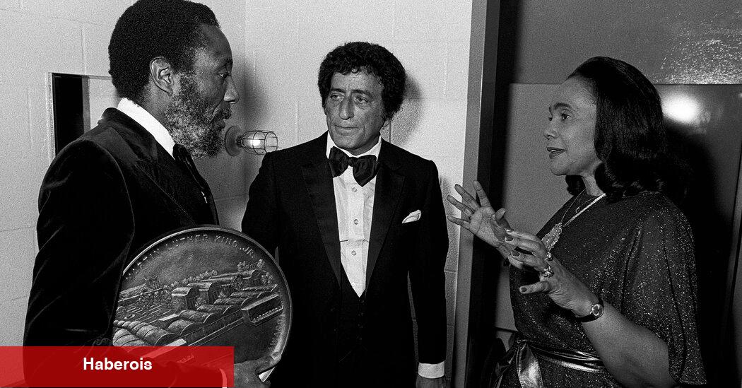 Tony Bennett Medeni Hakları Teşvik Etmek İçin Ünlülerini Kullandı