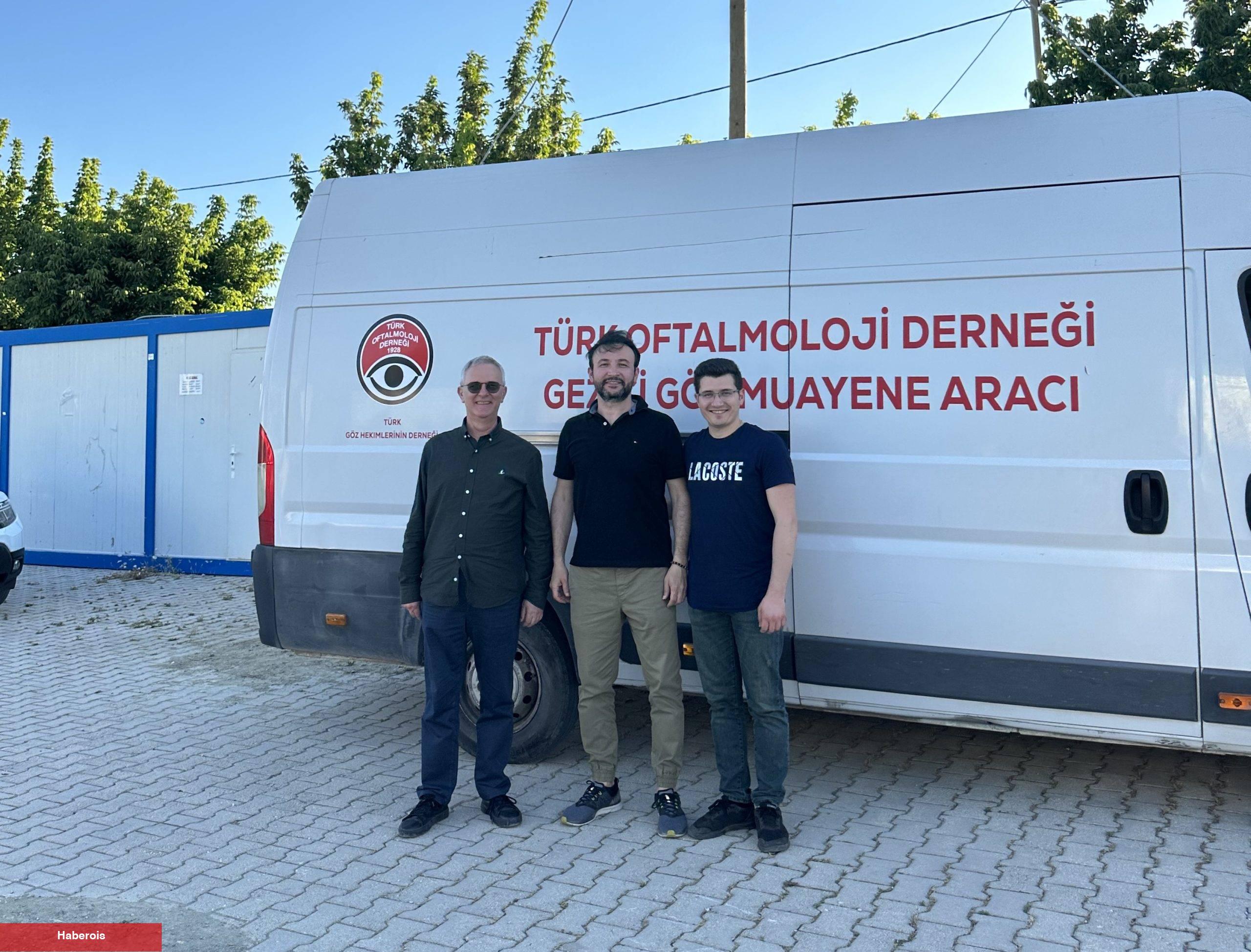 Türk Oftalmoloji Derneği’nin Gezici Göz Muayene Aracı Hatay’da Hasta Kabulüne Başladı