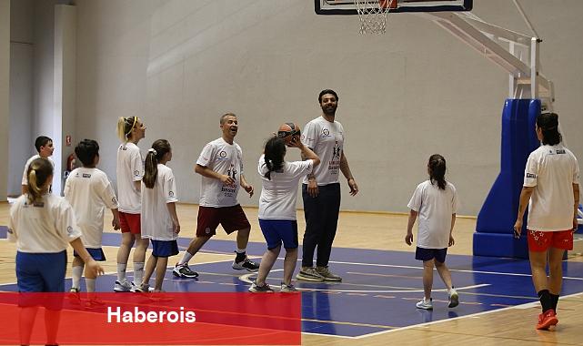 "Umuda Basket Veteran Basketbol Turnuvası" ile 272 TEGV'li çocuğun eğitimine destek sağlandı - Haberois "Umuda Basket Veteran Basketbol Turnuvası" ile 272 TEGV'li çocuğun eğitimine destek sağlandı