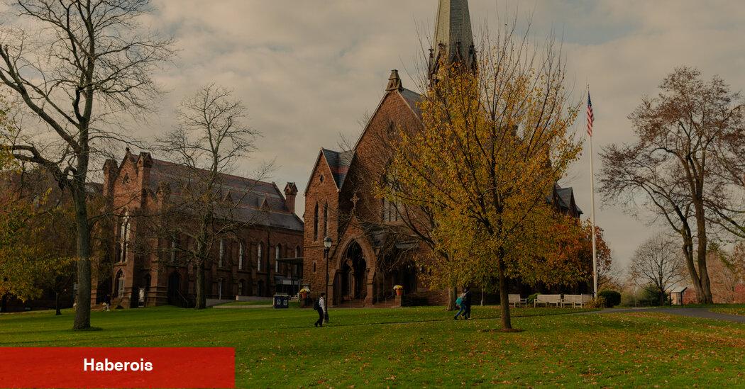 Wesleyan Üniversitesi Eski Kabulleri Sonlandırıyor