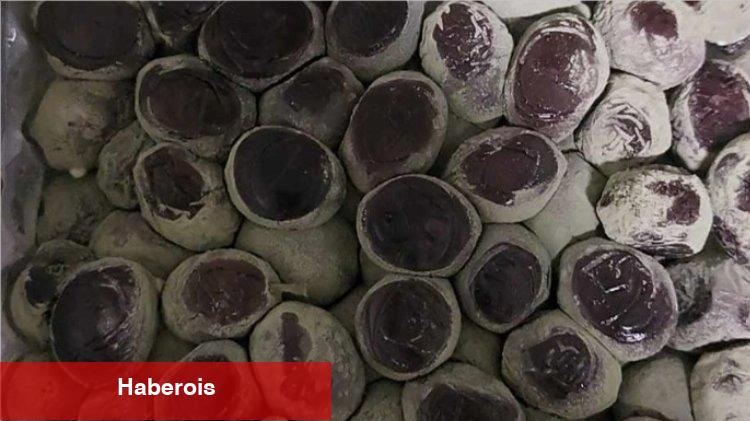 A101'den aldığı Marmarabirlik zeytini küflü çıktı