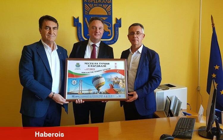 Bursa Osmangazi'den Kırcaali’de aşure buluşması - Haberois Bursa Osmangazi'den Kırcaali’de aşure buluşması