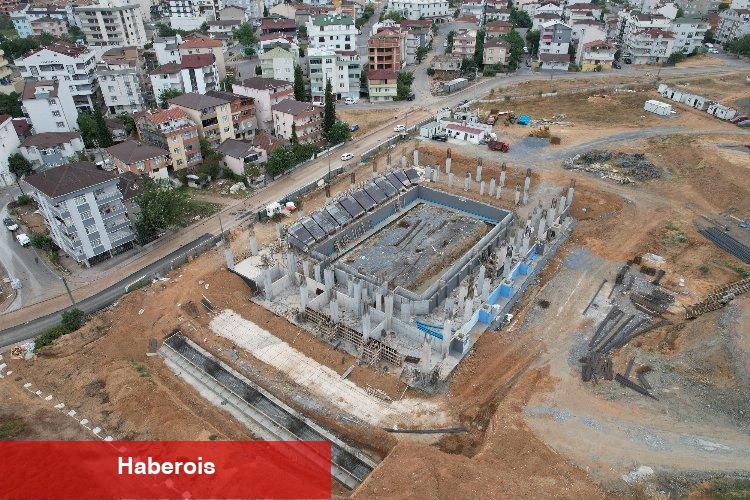 Çayırova'da yeni spor salonu yükseliyor