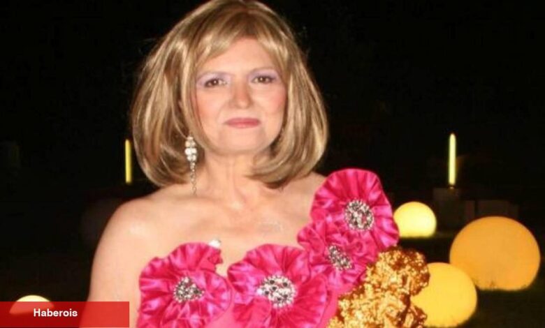 "Çorbacıda sahne aldı" tezleriyle gündeme gelen Gülden Karaböcek'in menajerinden açıklama - Haberois "Çorbacıda sahne aldı" tezleriyle gündeme gelen Gülden Karaböcek'in menajerinden açıklama