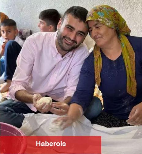 CZN Burak, Taha Duymaz'ın annesini ziyaret etti!
