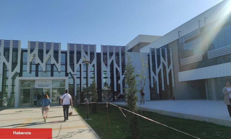 DEÜ Yabancı Diller Yüksekokulu Müdürlüğü’nden Açıklama - Haberois DEÜ Yabancı Diller Yüksekokulu Müdürlüğü’nden Açıklama