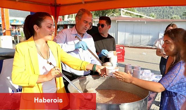 Didim Belediyesi'nden Akbük'te Aşure Hayrı - Haberois Didim Belediyesi'nden Akbük'te Aşure Hayrı
