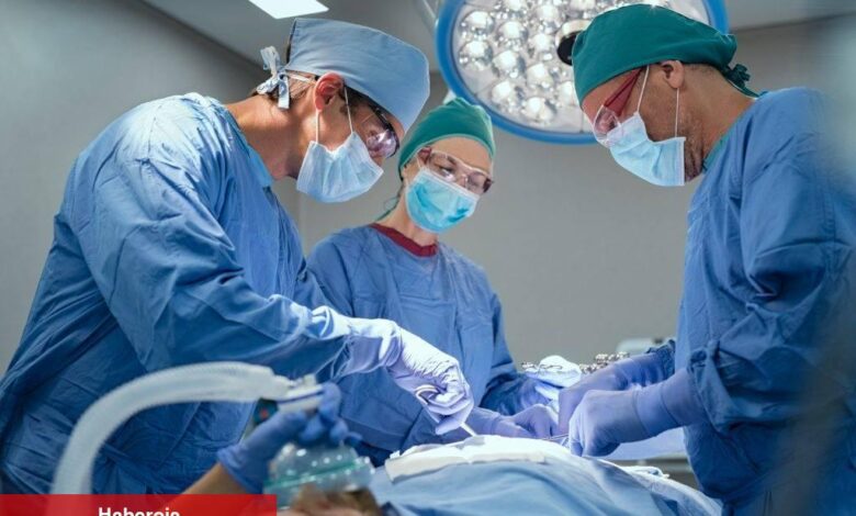 Doktora Bıçak Parası Operasyonu ! - Haberois Doktora Bıçak Parası Operasyonu !