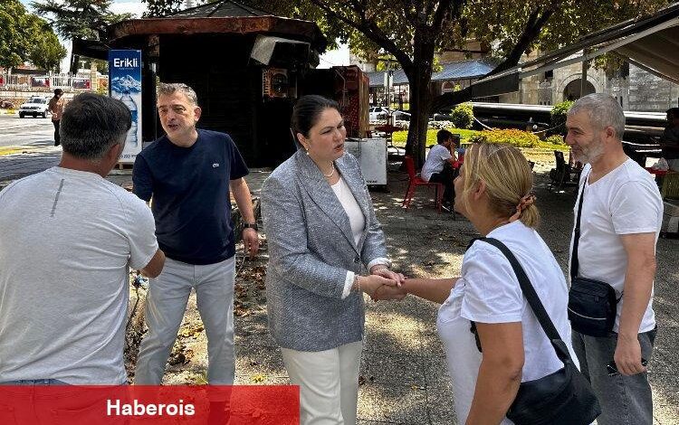 Edirne'de yanan dükkan sahiplerine AK Parti'den ziyaret - Haberois Edirne'de yanan dükkan sahiplerine AK Parti'den ziyaret