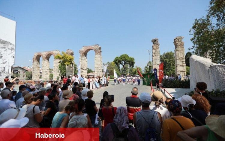Efes Selçuk'ta 'Büyük Taarruz' coşkusu