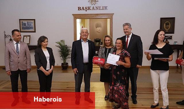 Evde Bakım Sertifikalarını Başkan Gürün Verdi - Haberois Evde Bakım Sertifikalarını Başkan Gürün Verdi