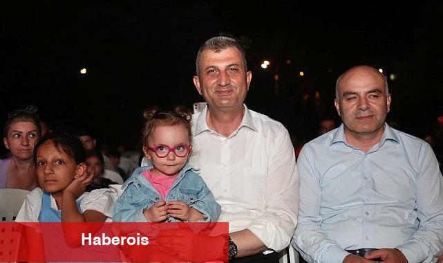 Gölcüklü Minikler Açık Havada Sinema Keyfini Çok Sevdi - Haberois Gölcüklü Minikler Açık Havada Sinema Keyfini Çok Sevdi