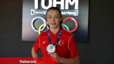 Güreşte dünya ikincisi olan Hareket'in amacı olimpiyat şampiyonluğu