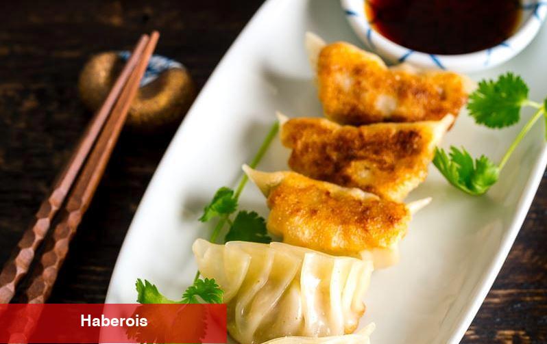 Gyoza nasıl yapılır? Japon mantısı gyoza tanımı nedir? İşte içi sulu dışı çıtır çıtır mantı...