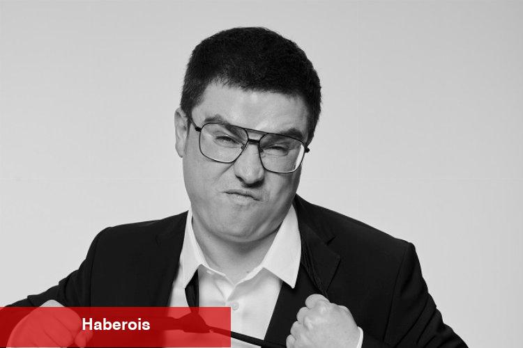 İbrahim Büyükak'tan anlamlı hediye