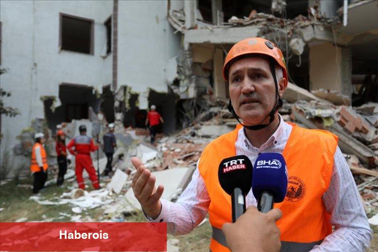 İnegöl 7,2 şiddetinde sallandı! Senaryosu gerçeği aratmadı!