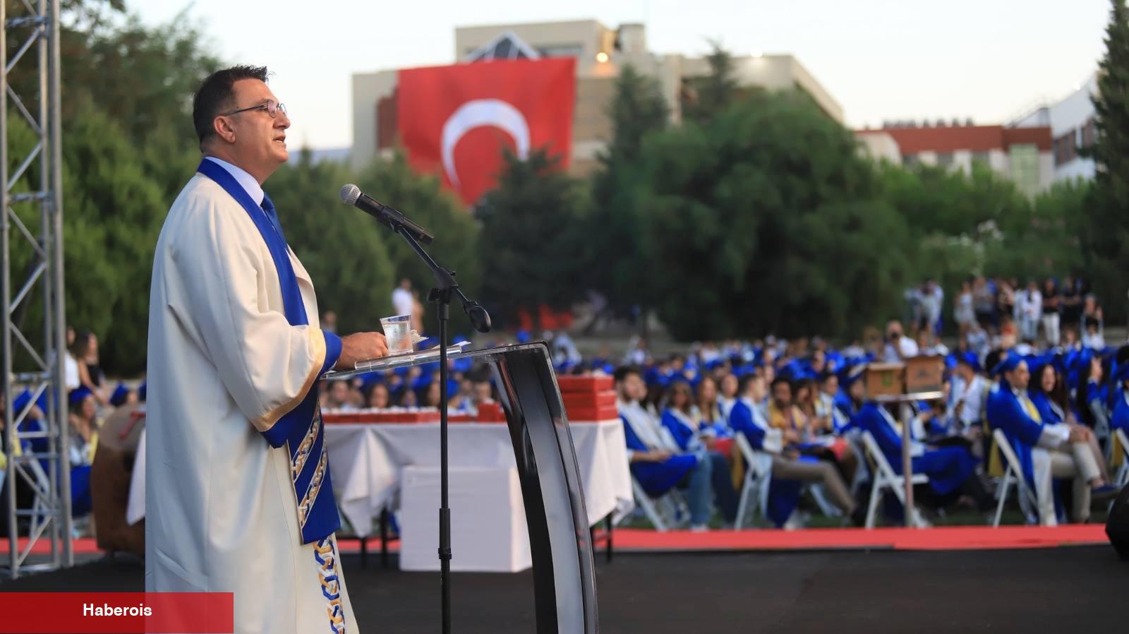 İYTE’de Mezuniyet Çoşkusu Yaşandı