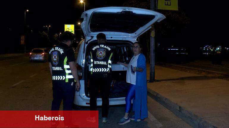 Kadıköy'de kontrole takılan bayan şoförden anlamsız çıkış: "Emniyet müdürünü orta..."