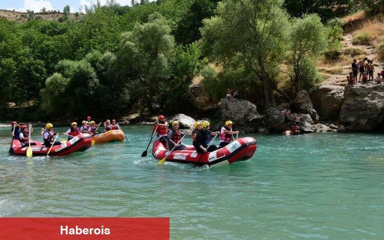 Kadınlar rafting şampiyonasında iddialı - Haberois Kadınlar rafting şampiyonasında iddialı