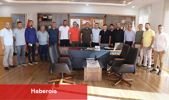 "Kandıra Belediye işçisi mutlu. - Haberois "Kandıra Belediye işçisi mutlu.