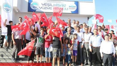 Kayseri Yeşilhisar'a yeni yüzme havuzu