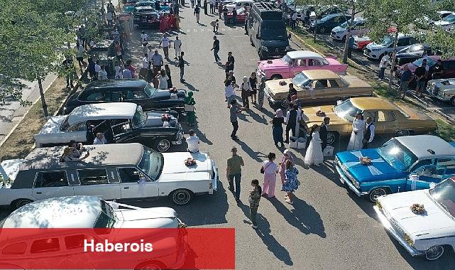 Kente neşe saçan en renkli konvoy - Haberois Kente neşe saçan en renkli konvoy