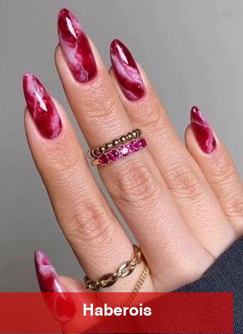 Kırmızı aşıkları için nail arka önerileri!
